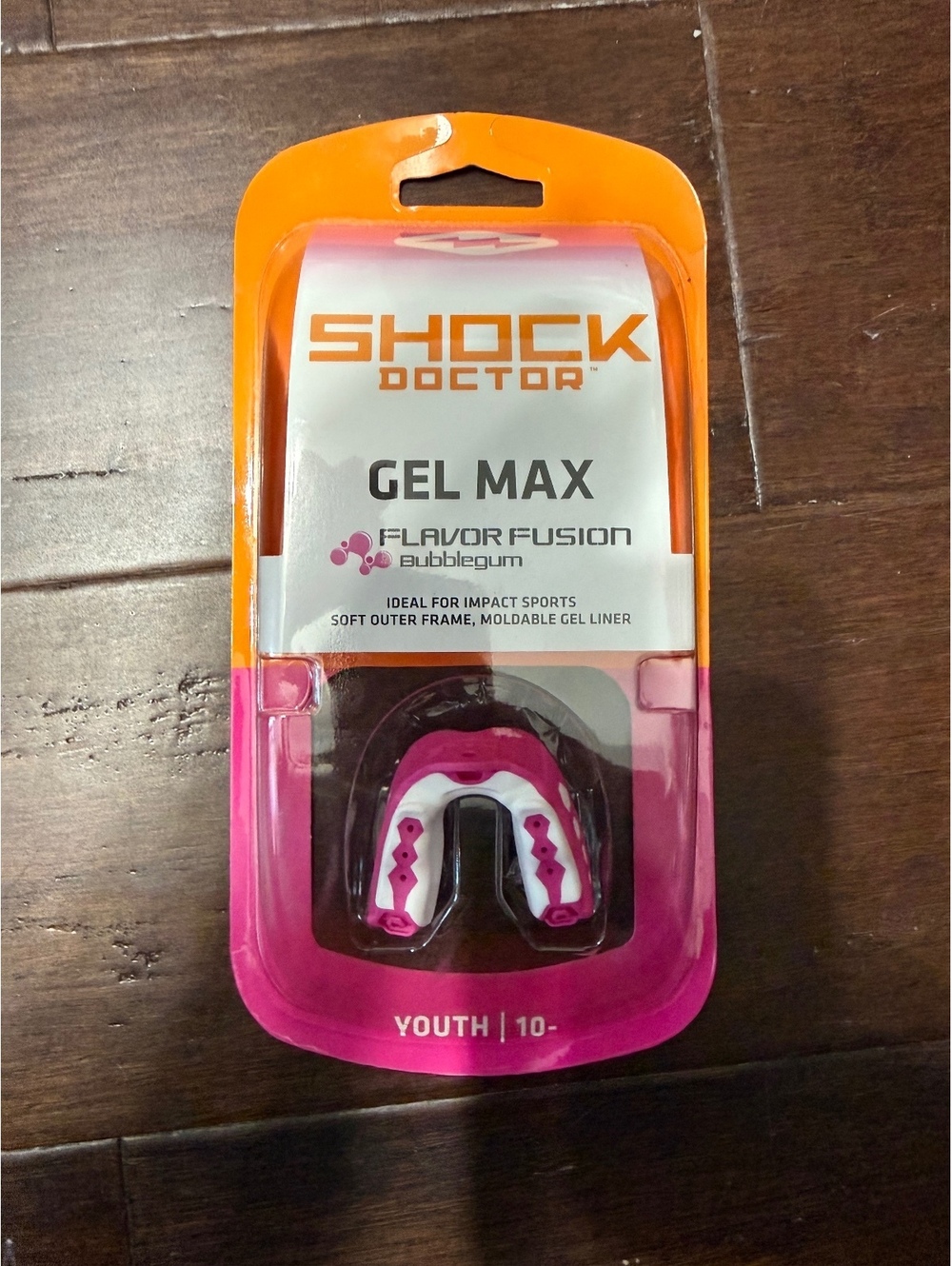 New Shock Doctor Gel Max Youth Mouthguard - Bubblegum Flavor Fusion